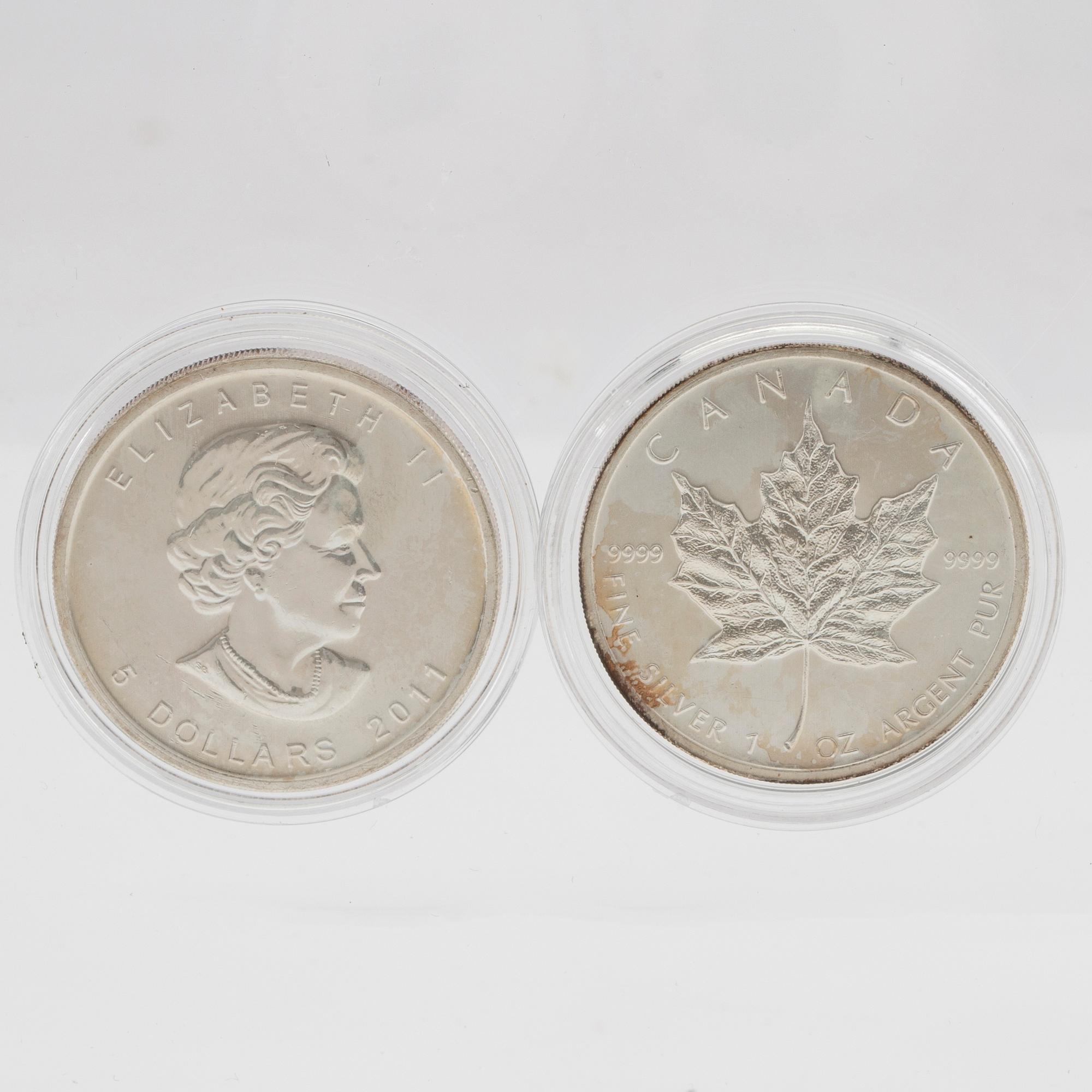 11 st 1oz mynt 999 silver.
