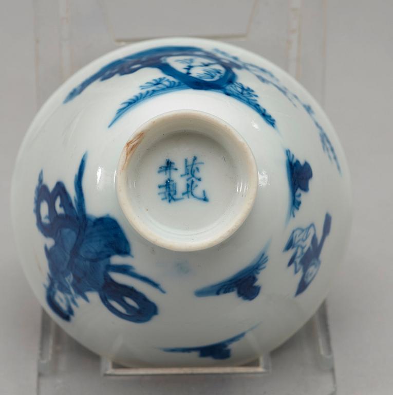 A pair of blue and white cups and saucers, Qing dynasty Kangxi (1662-1722), mark and period.