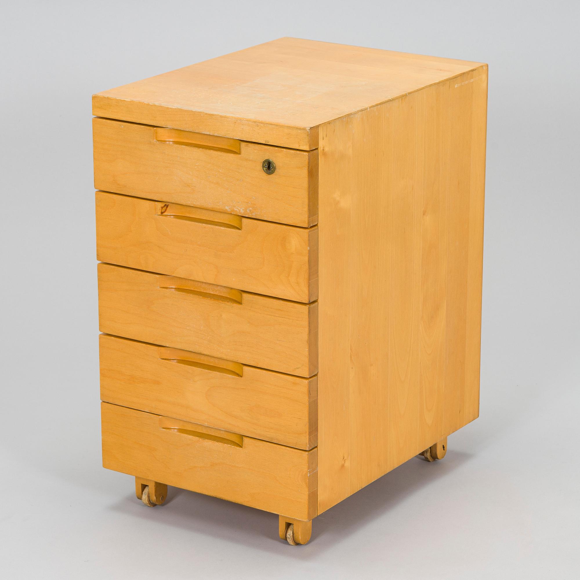 Aino Aalto, A mid-20th century H297 drawer unit for O.Y. Huonekalu-ja Rakennustyötehdas A.B.