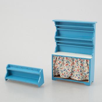 Dollhouse furniture, 6 pieces and accessories, Berit Bergström, Nolbyn, Värmland Craft, 1940s/50s.