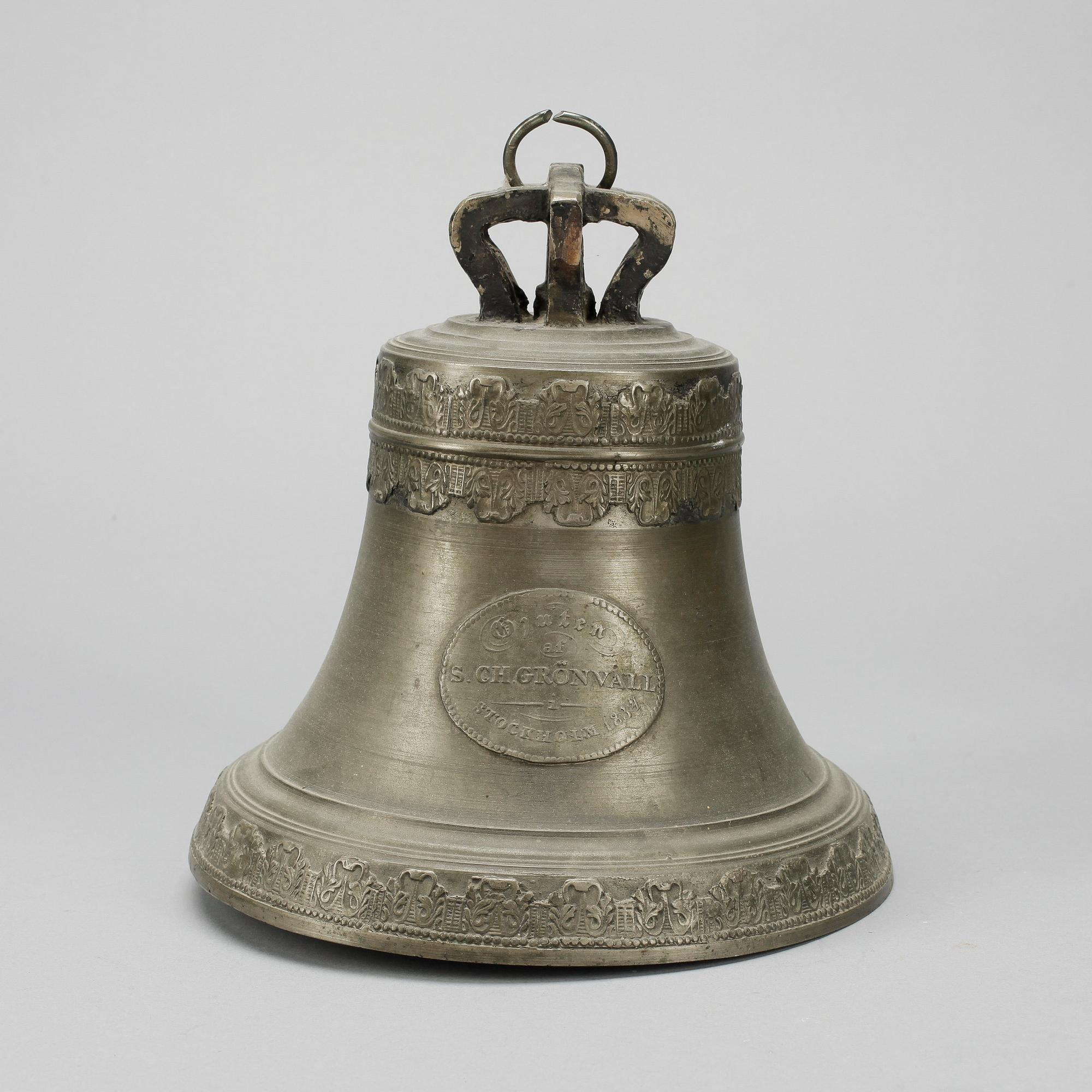 VÄLLINGKLOCKA, malm. 1800-tal.