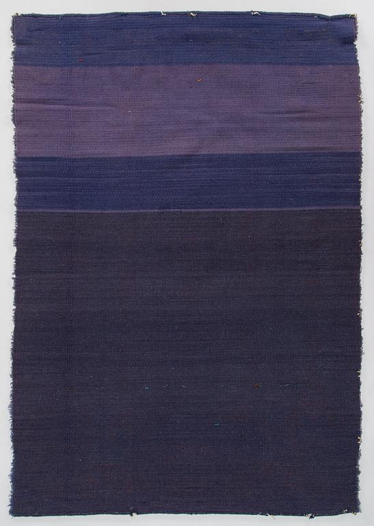 Ingegerd Eklund, ryijy-rug model for Friends of Finnish Handicraft. Circa 186 x 127 cm.