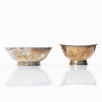 Eric Löfman, skålar, 2 st, MGAB, Uppsala, 1986 respektive MEMA, Lidköping, 1992.