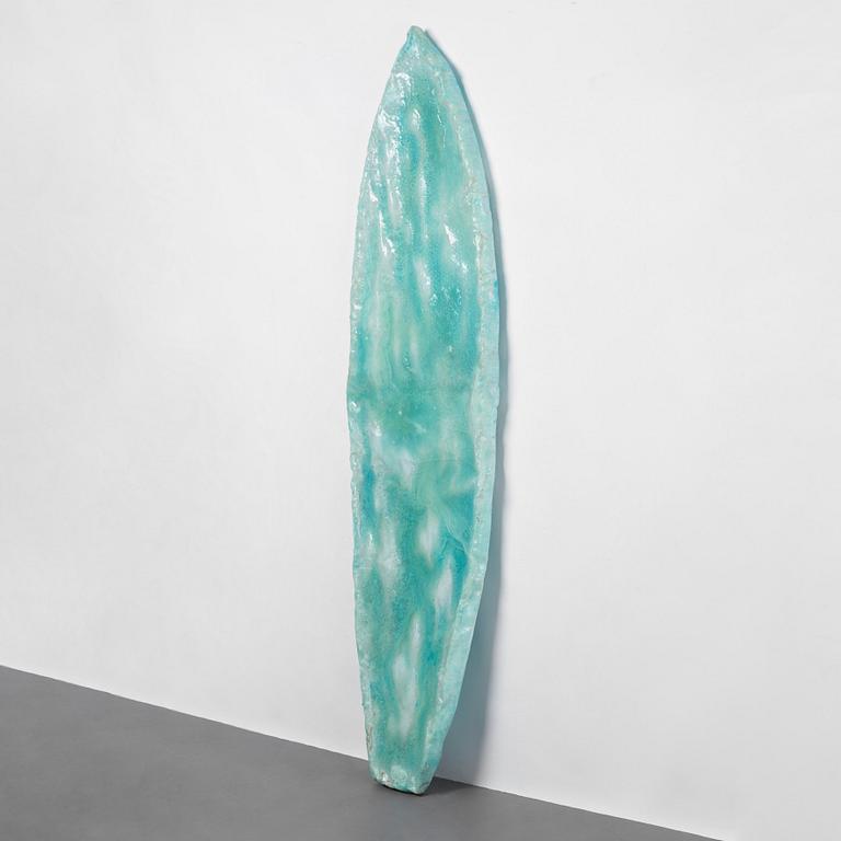 Tiril Hasselknippe, "Surfboard Light Blue in Brackets".