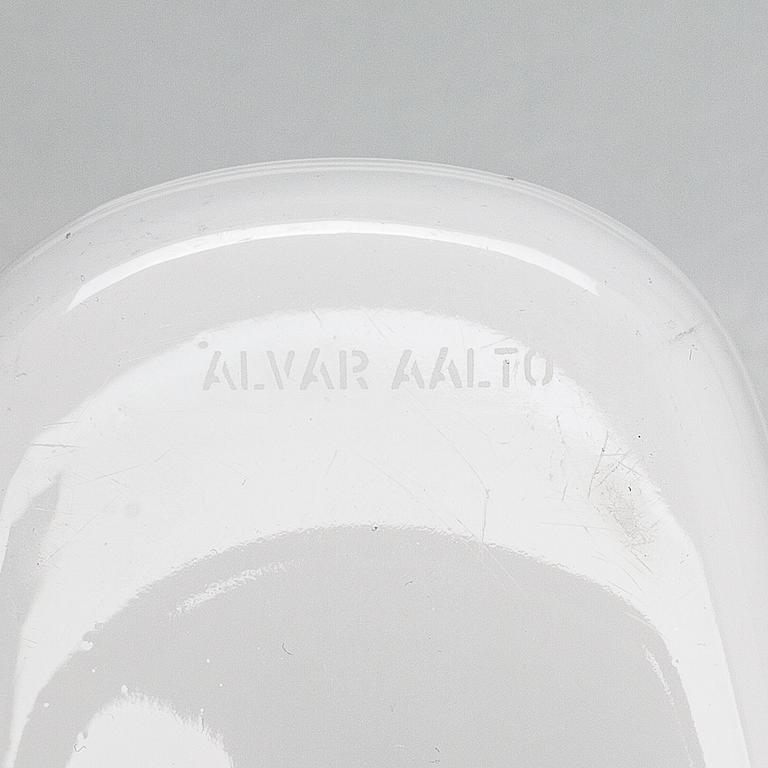 Alvar Aalto, Two '3030' vases signed Alvar AAlto.