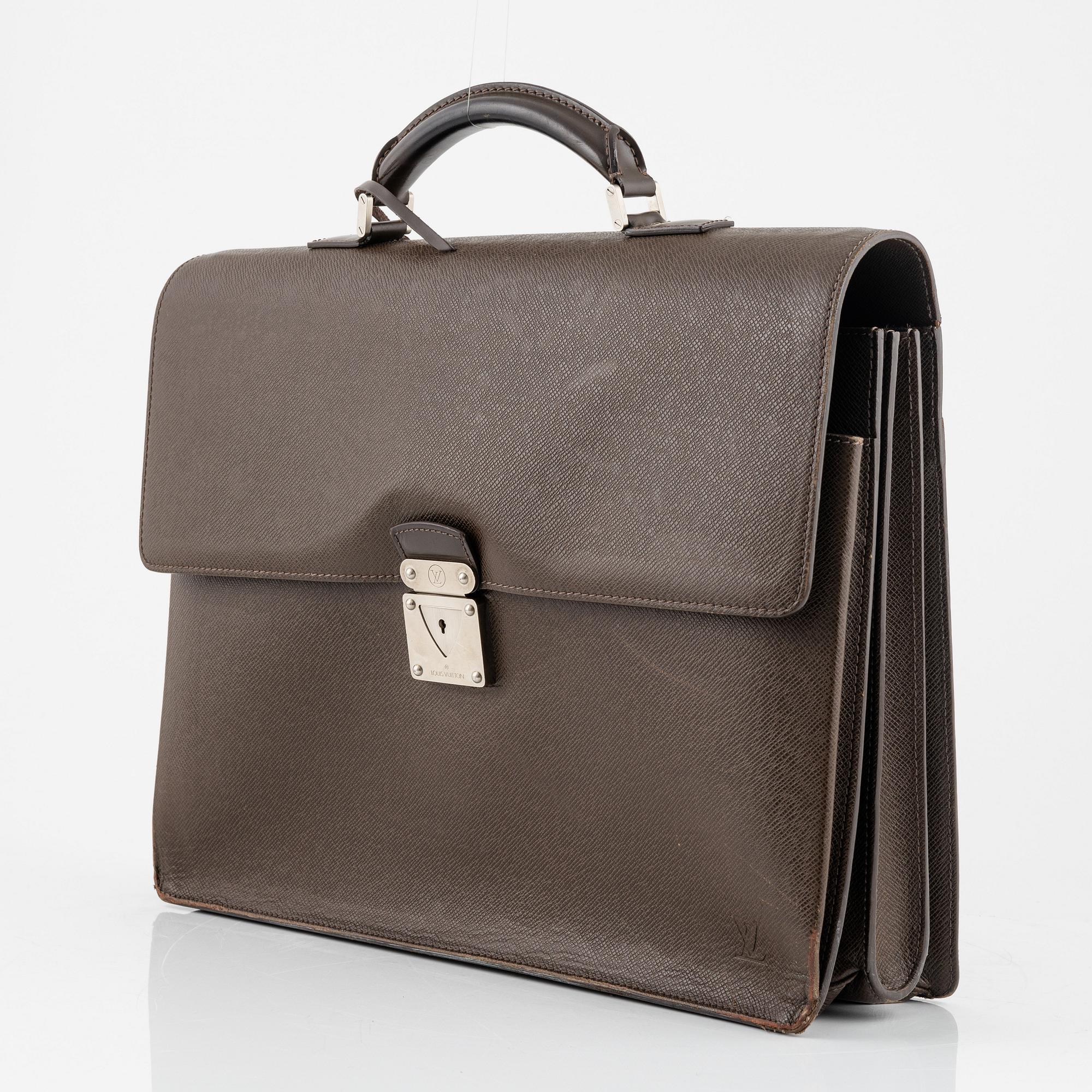 Louis Vuitton, a taiga leather "Neo Robusto" briefcase.