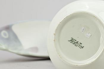 PARTI PORSLIN, 3 delar, bl a Karl Lindström, Rörstrand, Sverige, 1900-tal.