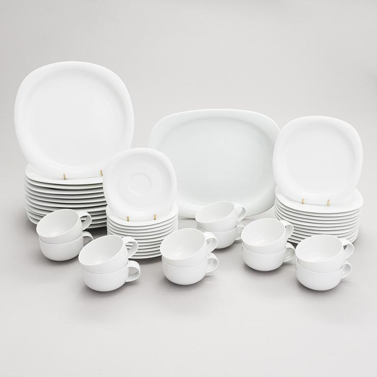 Timo Sarpaneva, A 37-piece 'Suomi' tableware set in porcelain, Rosenthal Studio-linie, 2000s. Design year 1976.