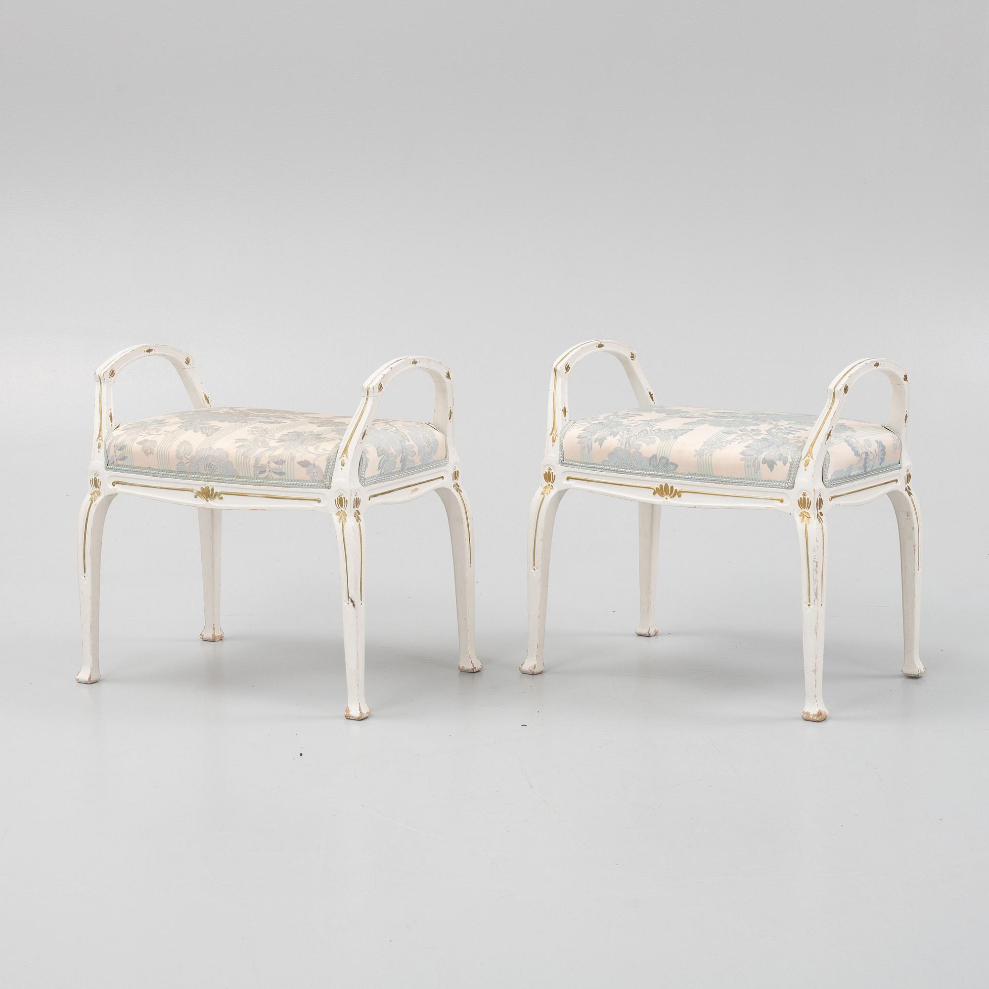 Taburetter, ett par, jugend, 1900-talets början.