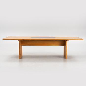 Matbord, Sven Larsson Möbelshop, sent 1900-tal.