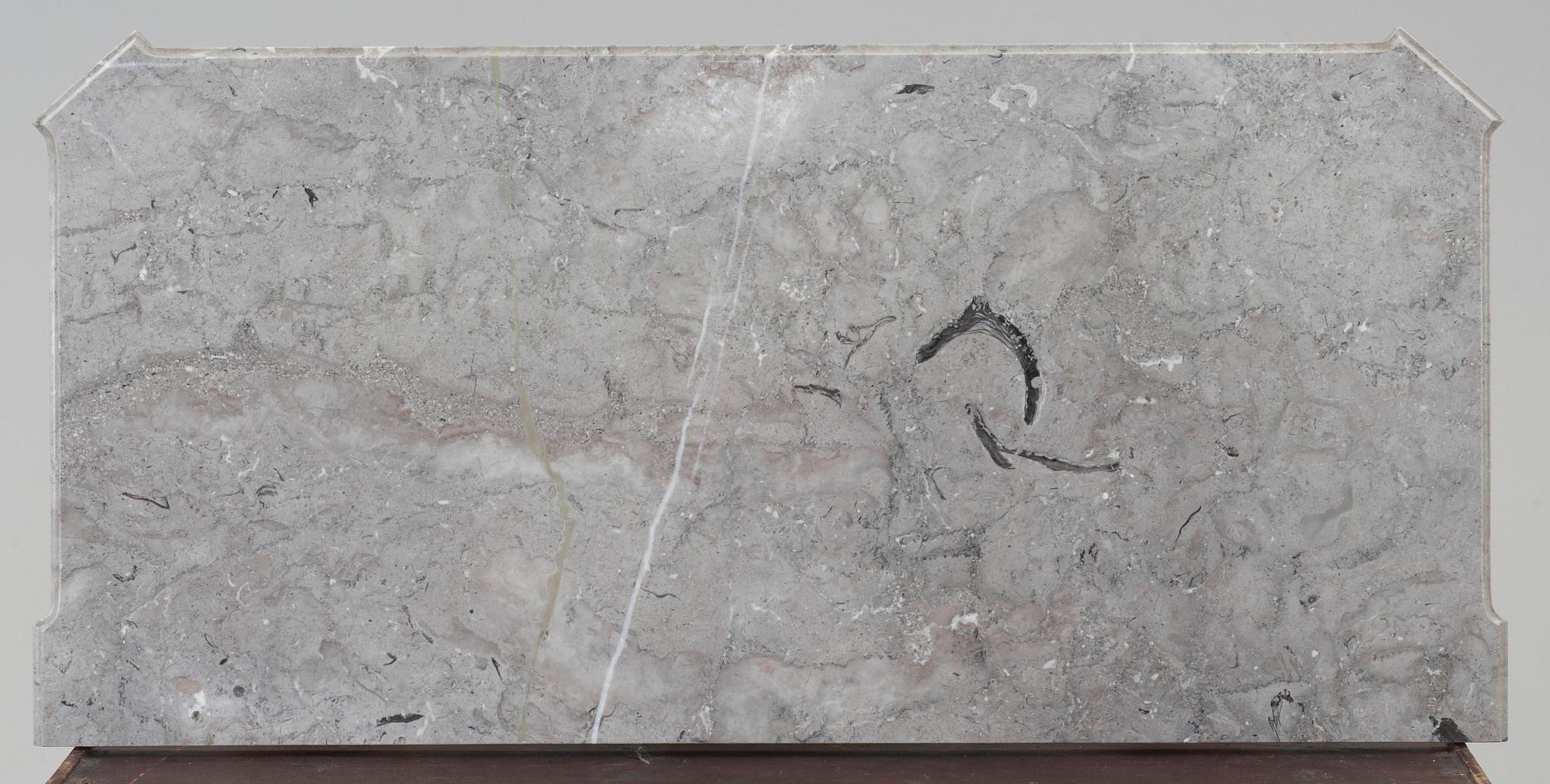 BYRÅ, sengustaviansk, omkring 1800.