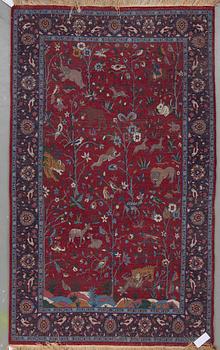 MATTA, sannolikt Keshan figural, old. Ca 198x120 cm.