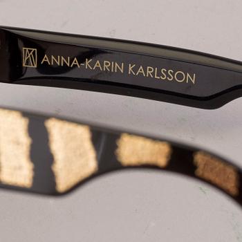 SUNGLASSES, Anna-Karin Karlsson.