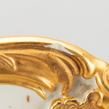 Bricka Meissen, rokokostil 1900-tal porslin.