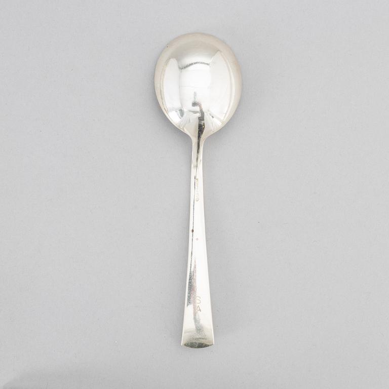 A collection of items from The Swedish America Line.