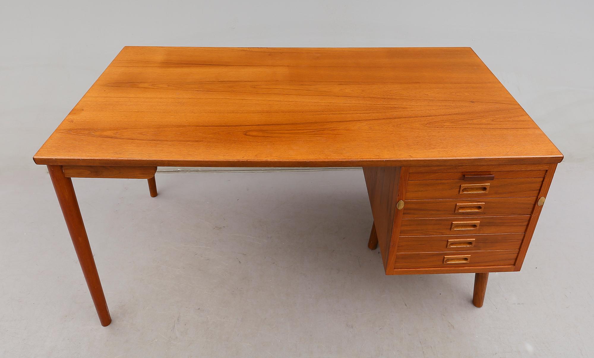 SKRIVBORD, 1900-talets andra hälft.