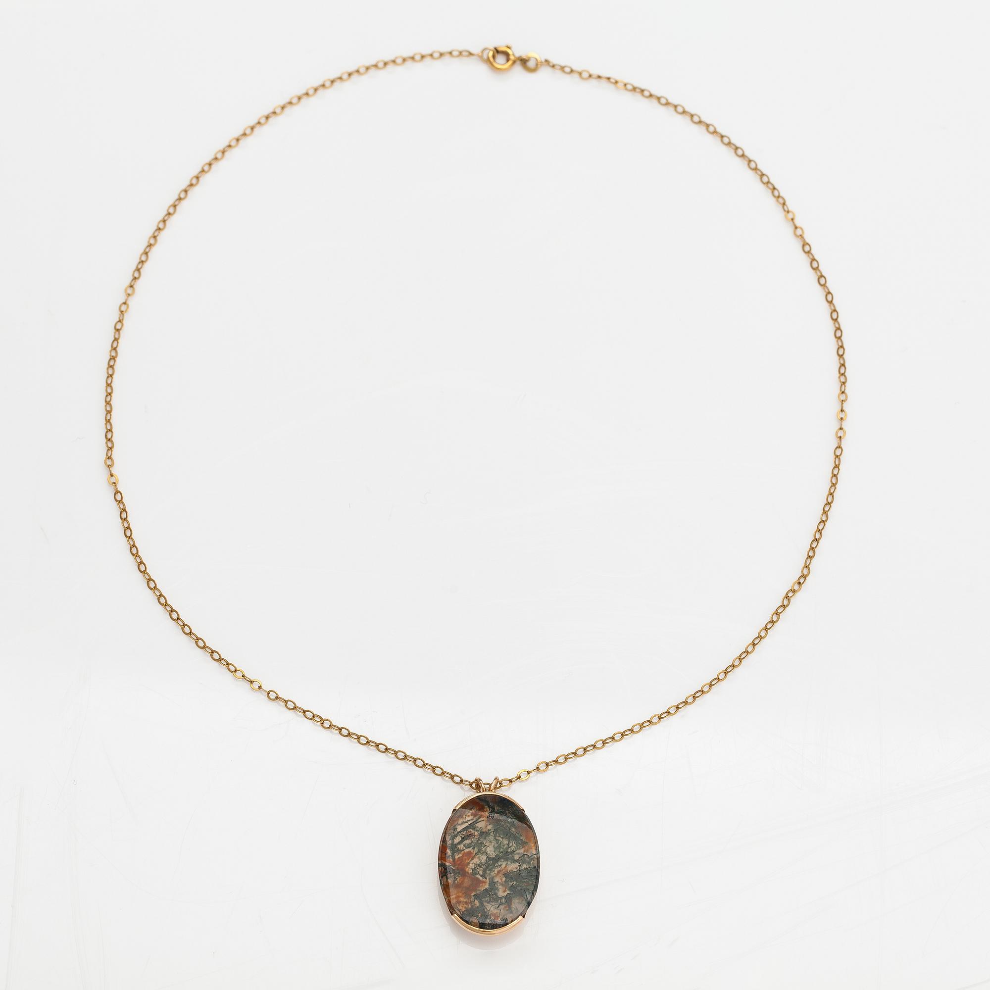 Elis Kauppi, Halsband, 14K guld och mossagat. Kupittaan kulta, Åbo 1962.