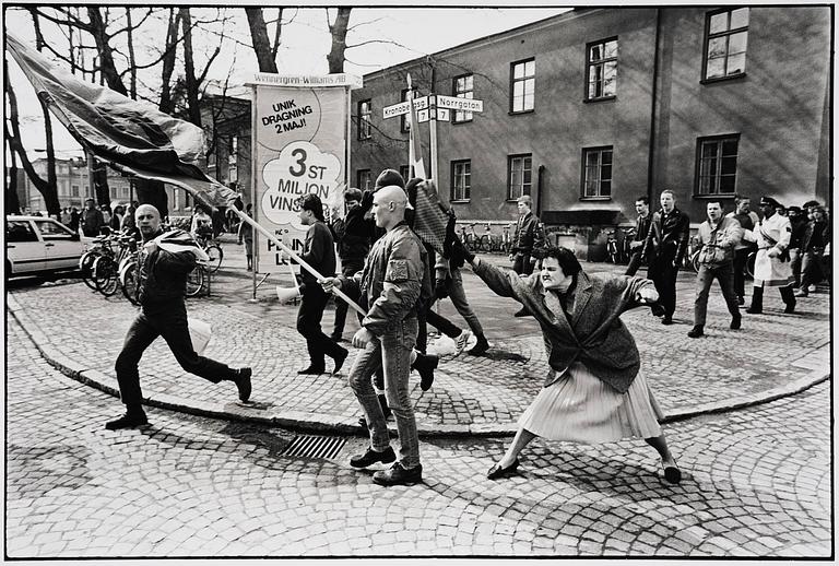 Hans Runesson, "Kvinnan med handväskan”, 1985.