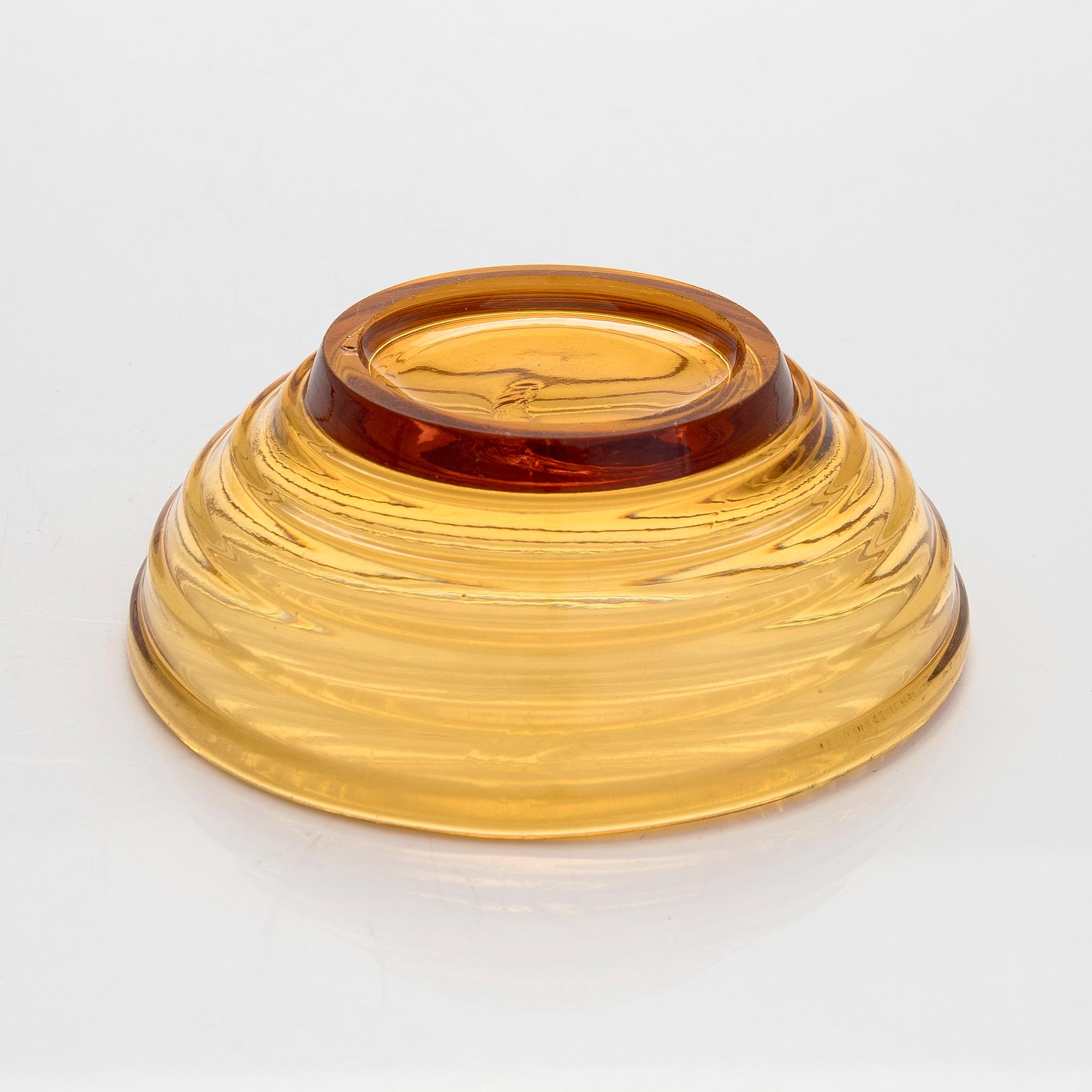 Aino Aalto, bowl, model 4384 Karhula Glassworks 1930s.
