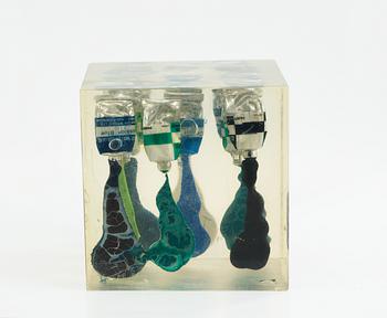 Arman (Armand Pierre Fernandez), Accumulation with color tubes.