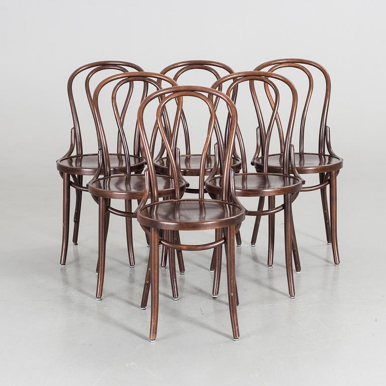 A set of 6 Thonet style chairs.