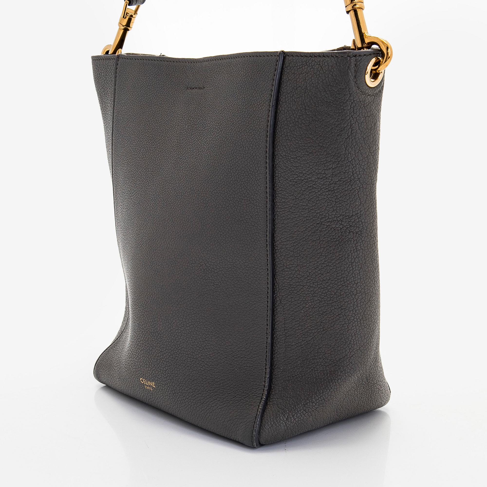 Céline, a "Seau Sangle Small" bag.