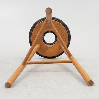 Mats Theselius, barpallar, ett par, samt barbord.