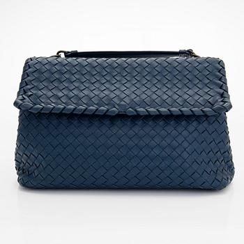 Bottega Veneta, an "Olimpia" handbag.