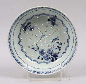 SILFAT, porslin, Kina, 1700-tal.