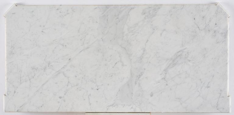 A late Gustavian mahogny commode by C D Fick (1776.1896).