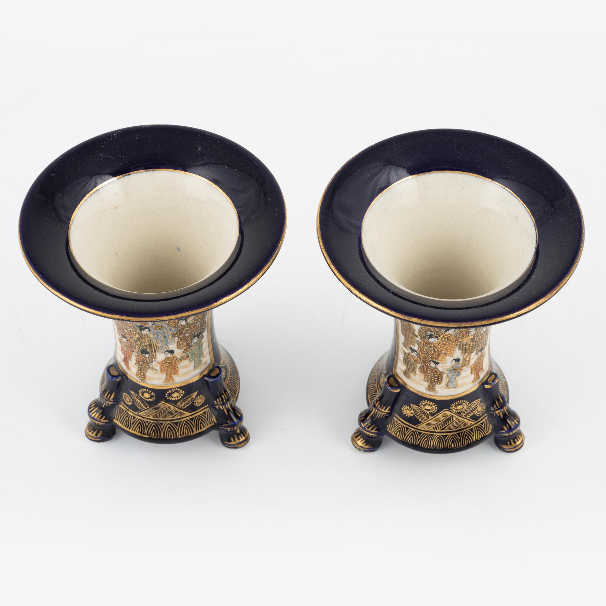 A pair of Satsuma vases, Japan, 20th century.