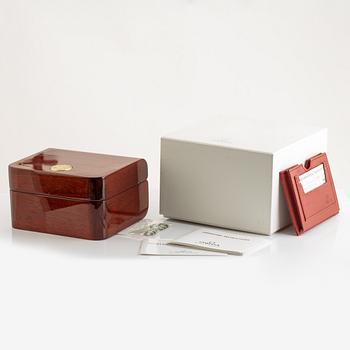 Omega, Seamaster 300M, armbandsur, 36,25 mm.