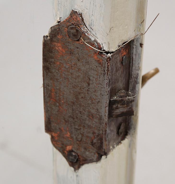 HÄNGSKÅP, allmoge, 1800-talets första hälft.