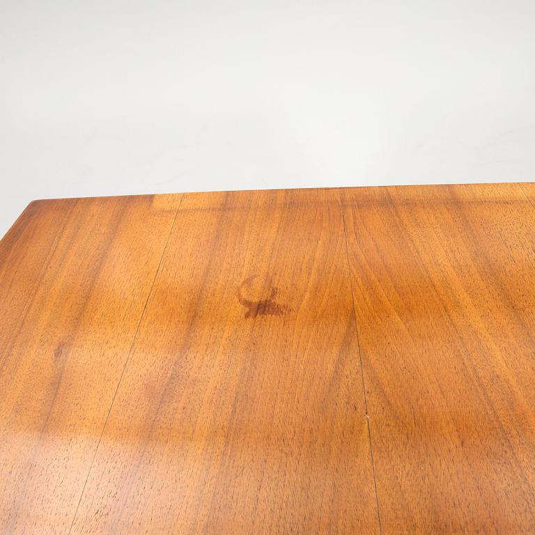 Byrå 1900-talets första hälft.