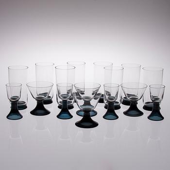 HELENA TYNELL, SERVISDELAR, 16 st, "Servus", Riihimäenlasi Oy.