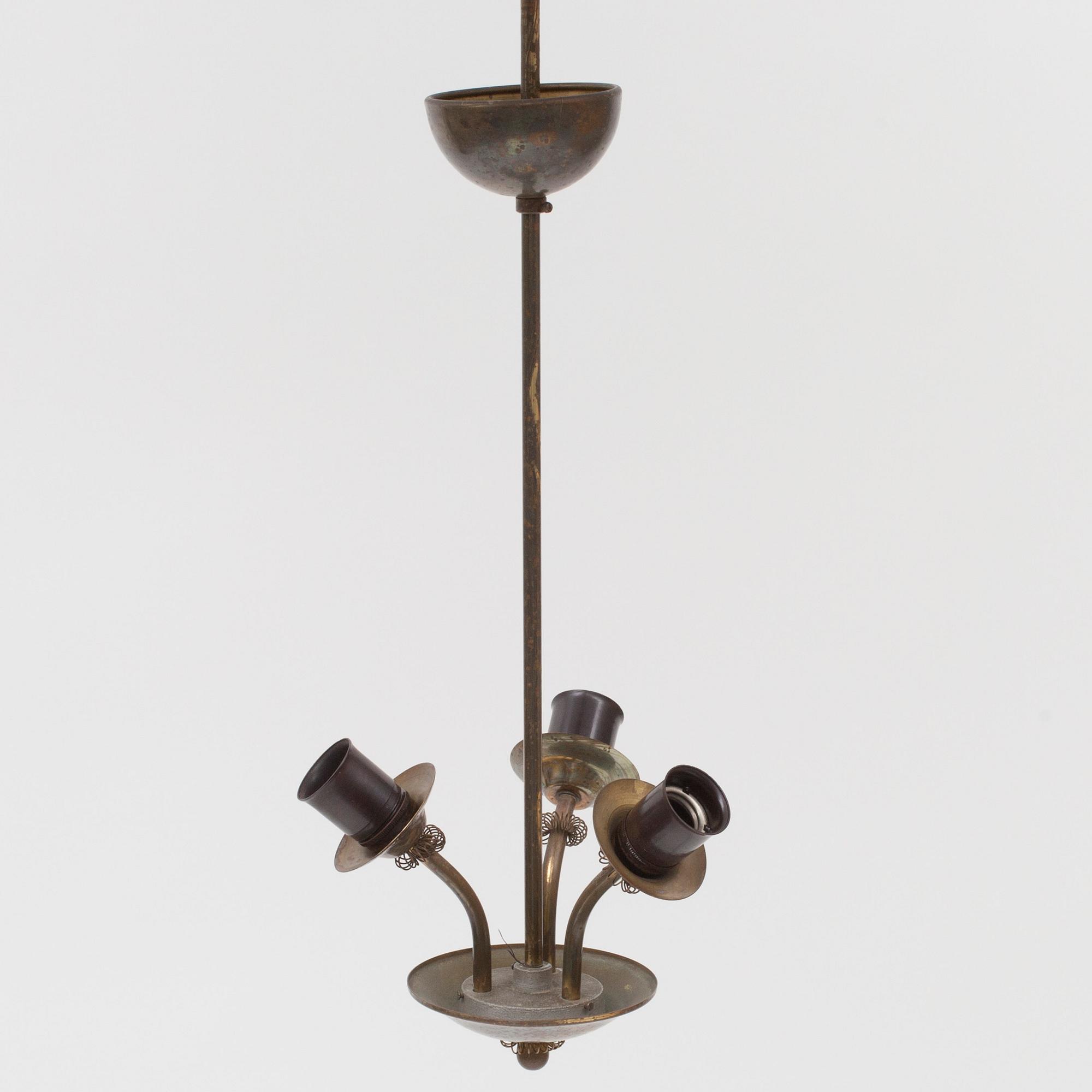 TAKLAMPA, 1900-talets mitt. Höjd 60 cm.