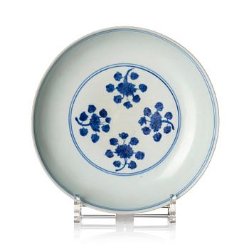 1307. A blue and white dish, Ming dynasty with Jiajing mark and of the period (1522-66).
