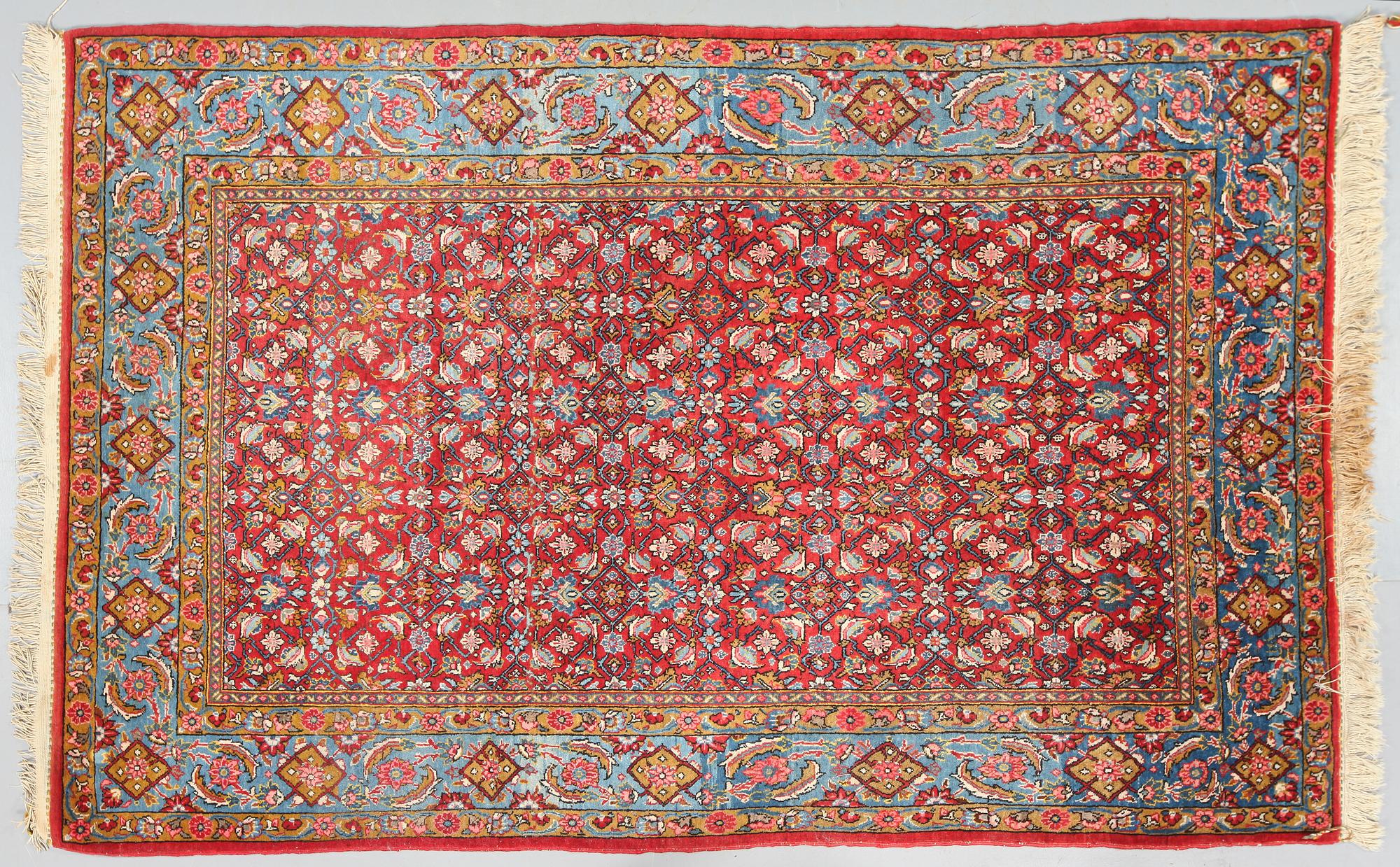 MATTA, old, troligen Ghom, 222x142 cm.