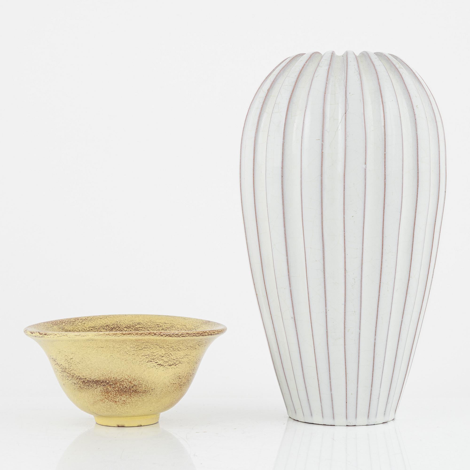 Vicke Lindstrand, a vase and a bowl, Upsala-Ekeby.