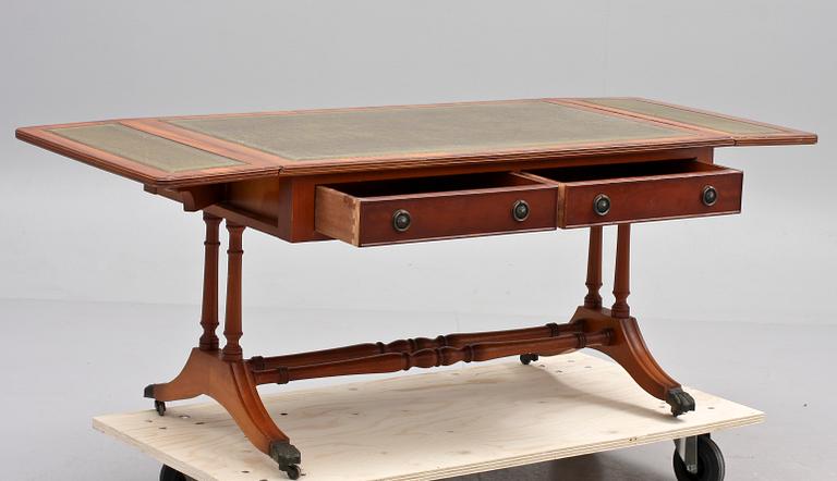 KLAFFBORD, England. 1900-talets andra hälft.