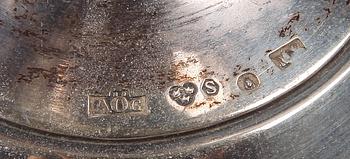 BÄGARE, 3 st, silver, bl.a CG Hallberg Stockholm, 1900-tal.