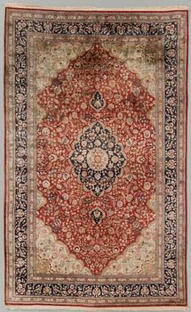 MATTA, semiantik, silke Orientalisk ca 244x156 cm.