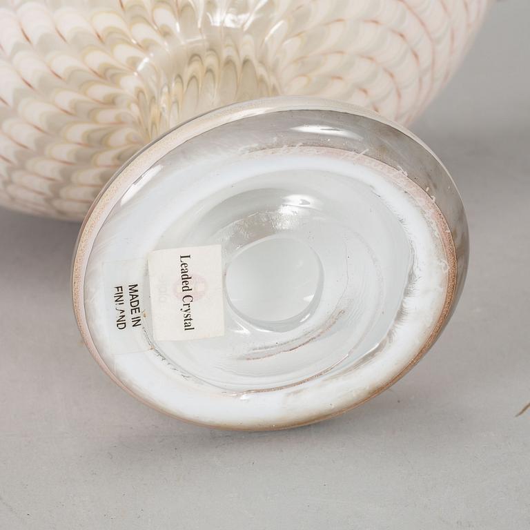 OIVA TOIKKA, a "Pale Male" glass sculpture of a bird, Nuutajärvi, Finland, 961/2000.