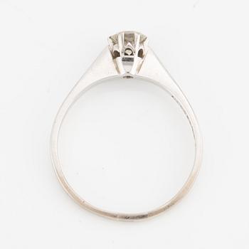 Ring, 18K white gold with brilliant-cut diamond.