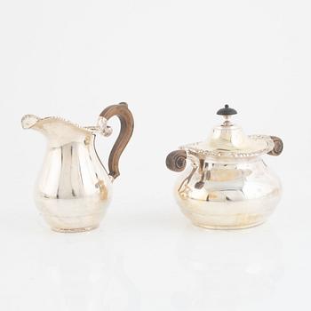 CF Carlman, coffee service, 4 pieces, silver, Stockholm 1919.