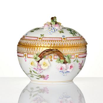 A Royal Copenhagen 'Flora Danica' bonbonniere with cover, Denmark, 1870-90s.
