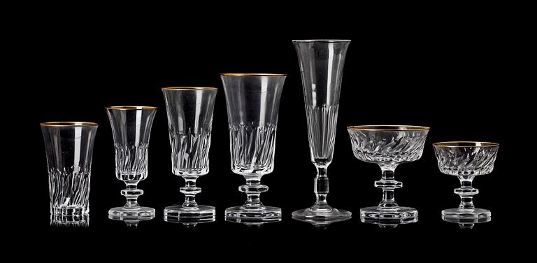 SERVISDELAR, glas, 137 delar, 1900-tal.