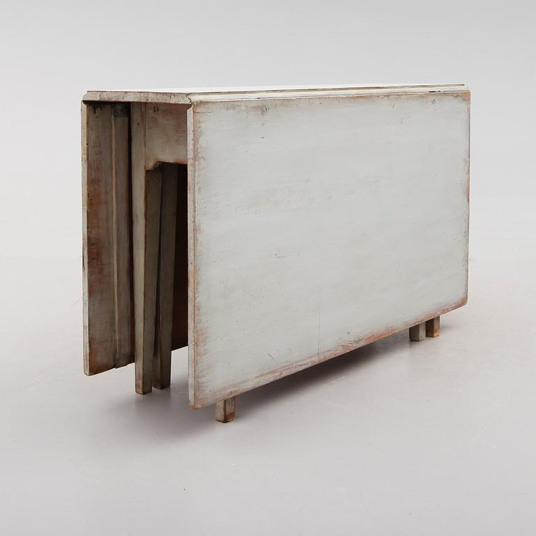 SLAGBORD, 1800-talets första hälft.