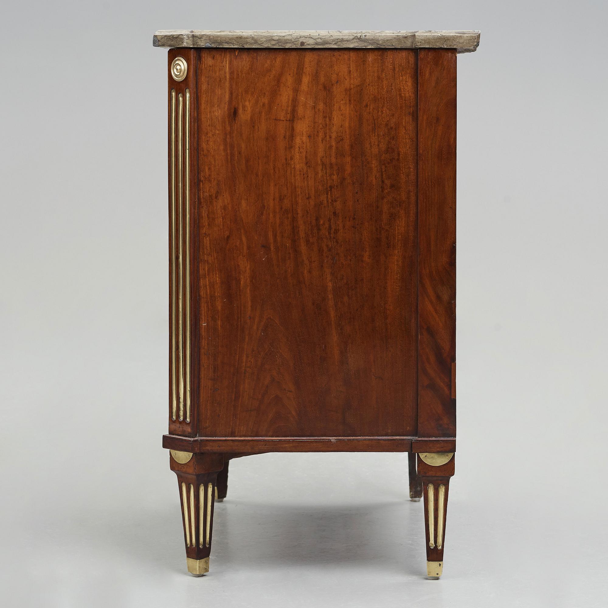 A late Gustavian late 18th century commode attributed to Carl Diedric Fick (master in Stockholm 1776-1806).