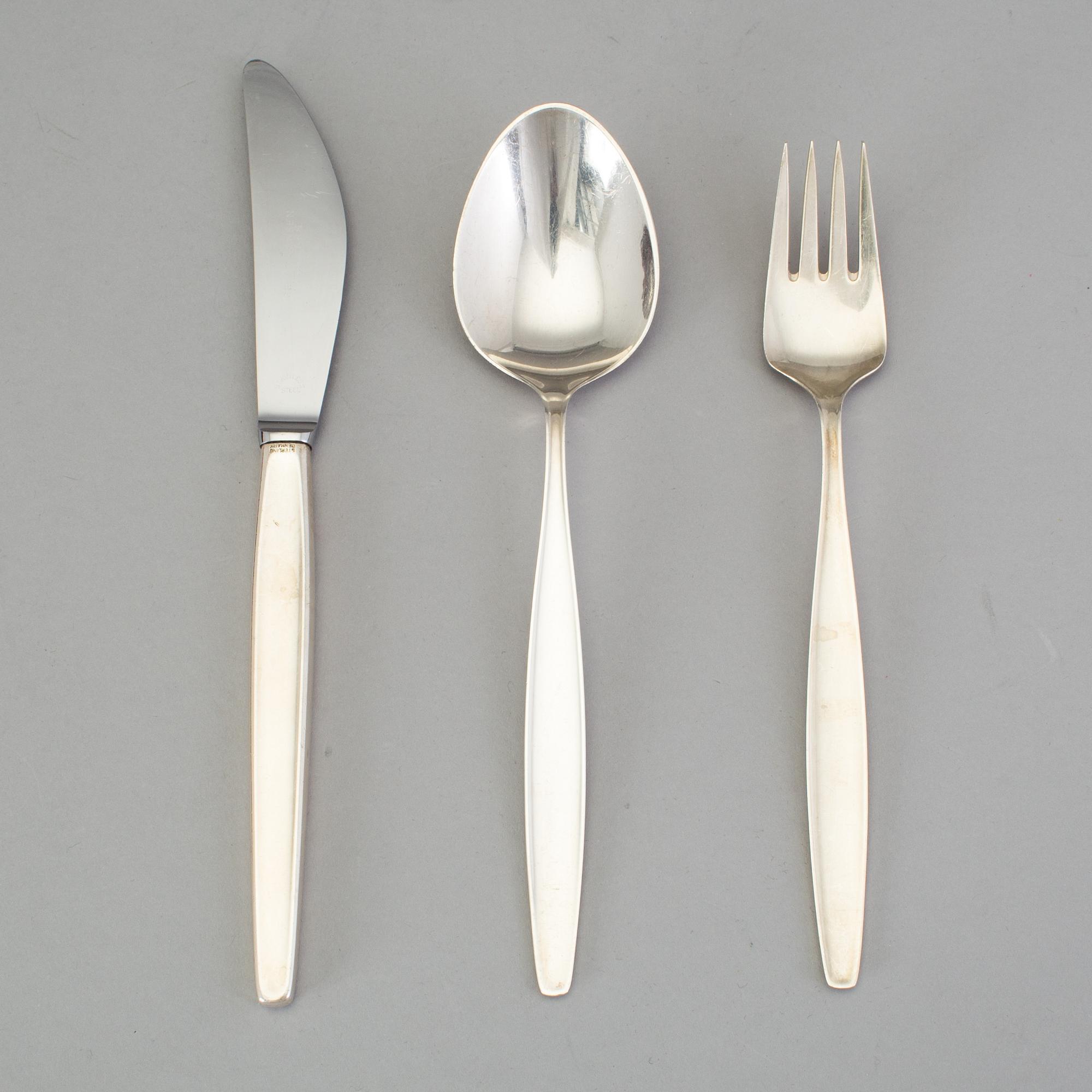 FIRMAN GEORG JENSEN, Köpenhamn efter 1953, Bestickservis, "Cypress" 36 delar, silver.